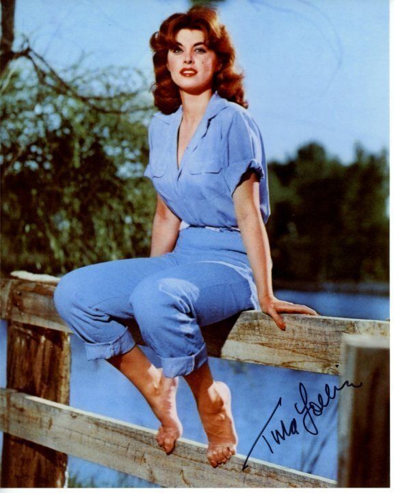 TINA LOUISE signed autographed Photo Poster painting GILLIGAN'S ISLAND