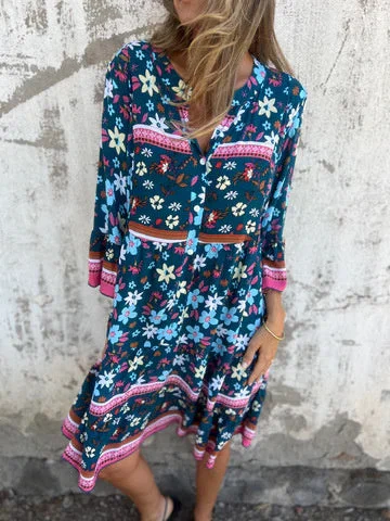 Women's 3/4 Sleeve V-neck Graphic Printed Midi Dress