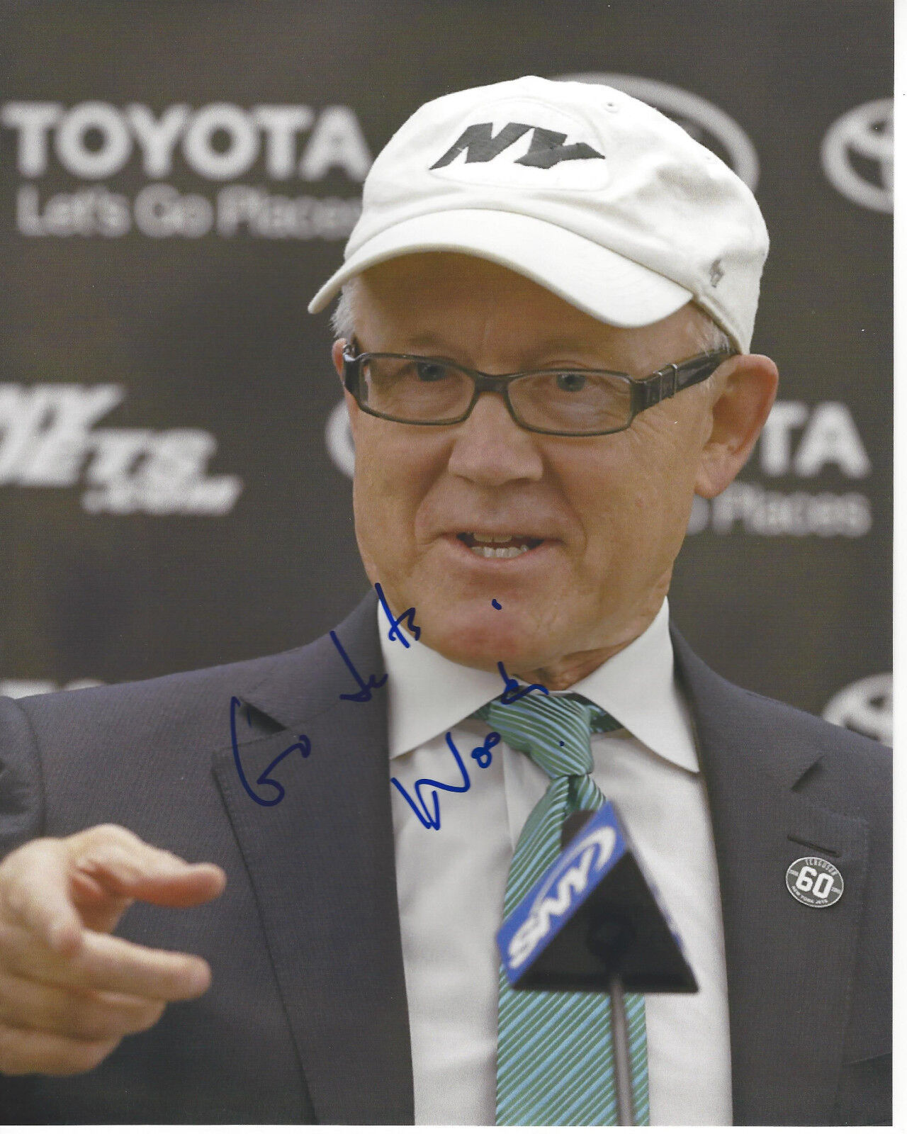 NEW YORK JETS OWNER WOODY JOHNSON SIGNED AUTHENTIC 8X10 Photo Poster painting w/COA POLITICIAN