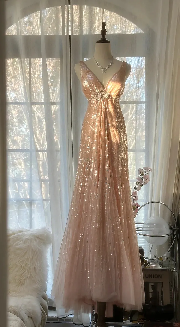 Pink Gorgeous Shiny Exquisite Beaded Spaetti Strap V-Neck Long Sequin Chiffon Ball Gown Evening Gown Party Dress