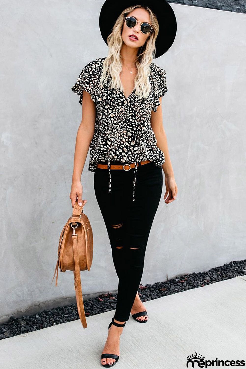 V-neck Short Sleeve Fashion Print Fantasy Fluttering Blouse