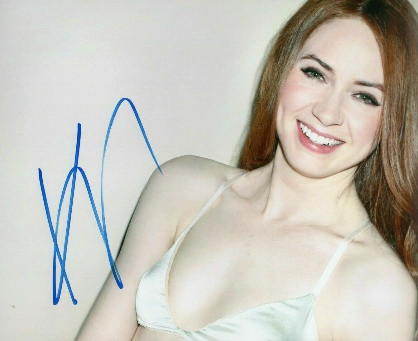 Karen Gillan Autographed Signed 8x10 Photo Poster painting ( Jumanji ) REPRINT