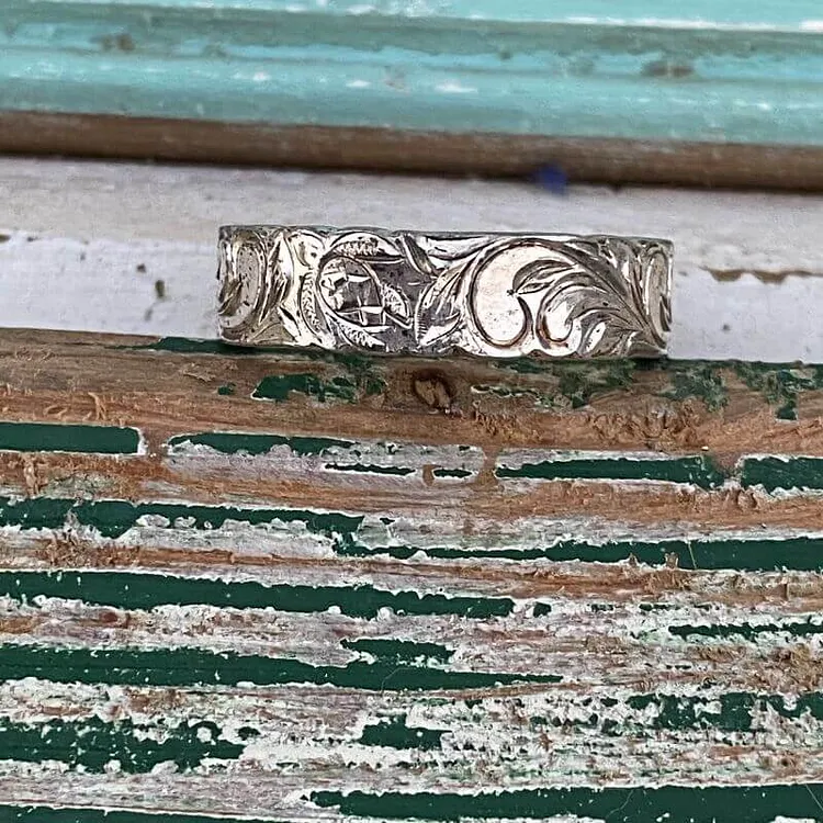 Sterling Silver Band Ring by Alamera of Turkey Size 9.