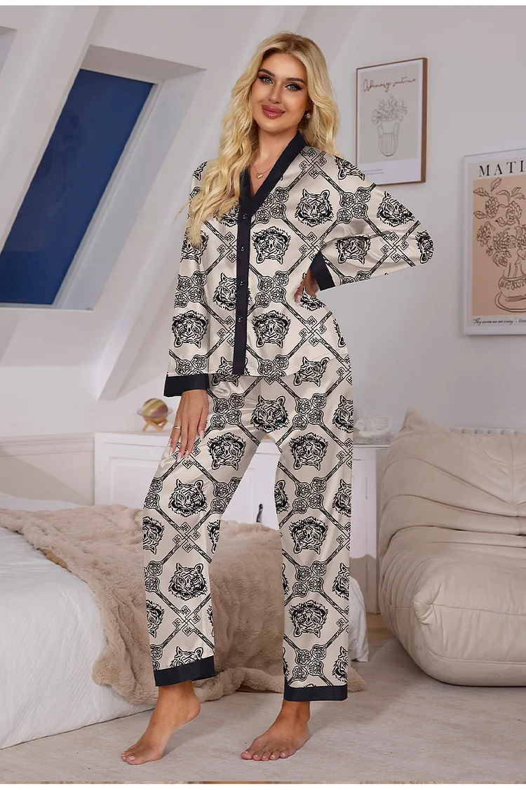 Women's V-neck Black Tiger Head Long Sleeve Pajama Set