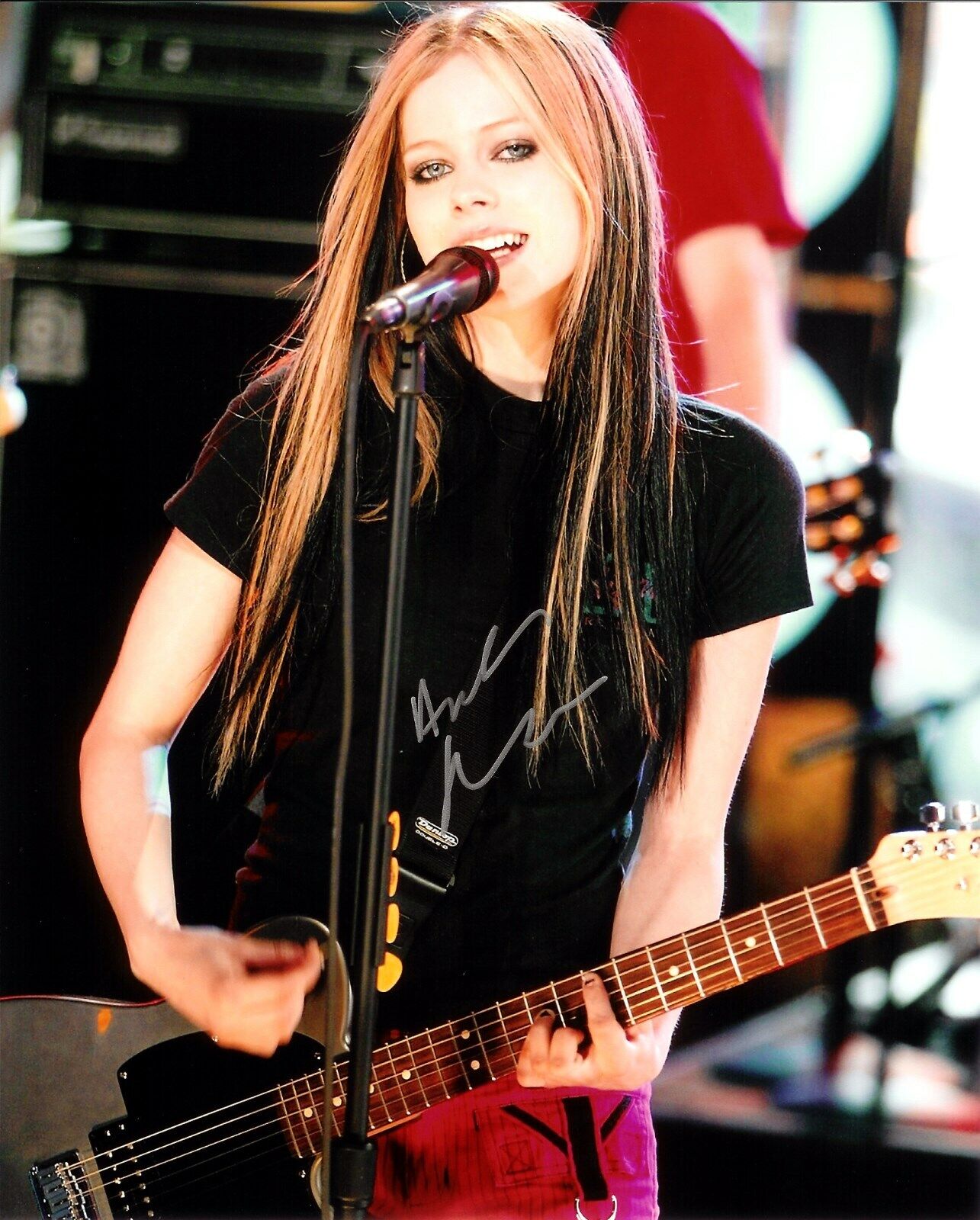 AVRIL LAVIGNE - Autographed Signed 8x10 Reprint Photo Poster painting !