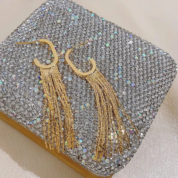 Temperament G Tassel Earrings