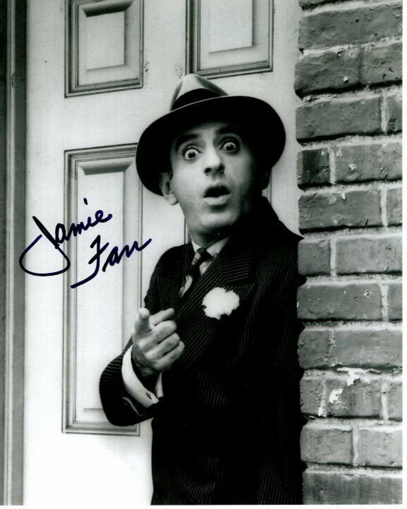 Jamie farr signed autographed the chicago teddy bears duke lefty 8x10 Photo Poster painting