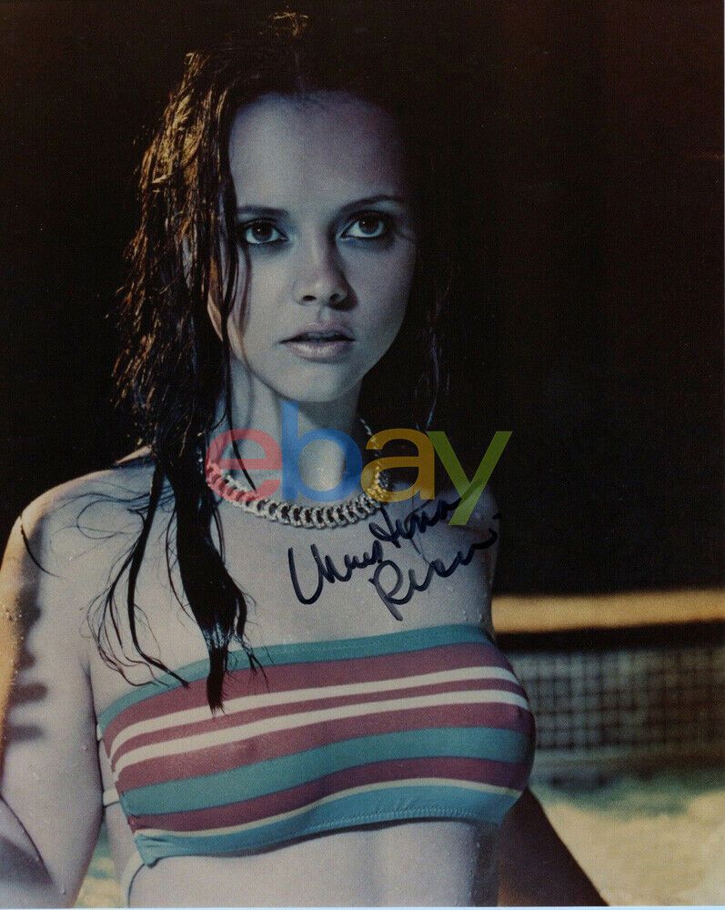 CHRISTINA RICCI SIGNED 8x10 Photo Poster painting AUTOGRAPHED SEXIEST POSE EVER reprint