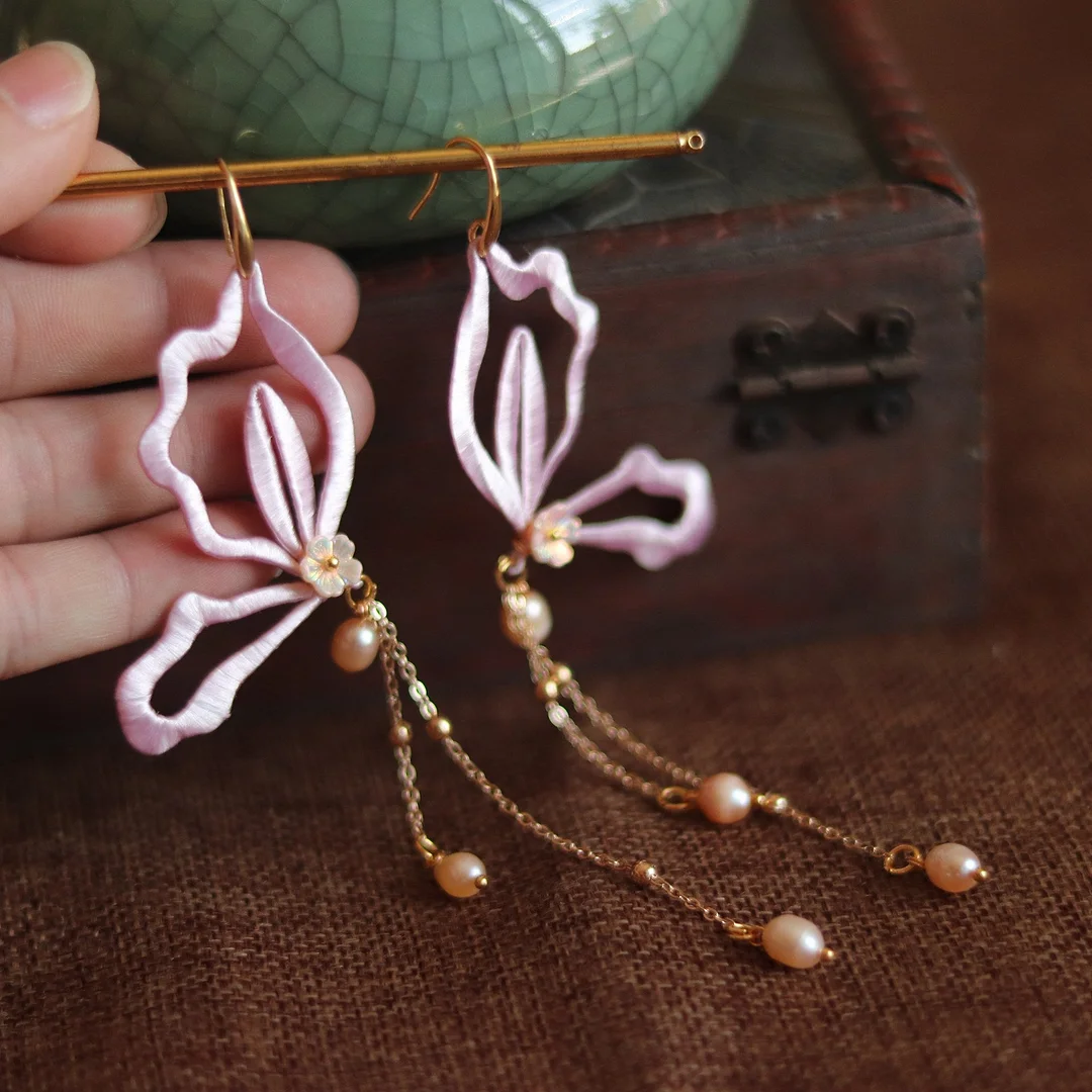 Wrapped Silk Pearl Antique Hanfu Tassel Butterfly Earrings