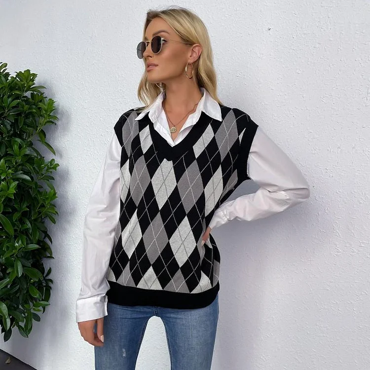 Mayoulove Preppy Style Sweater Vests for Women Plaid V-Neck Warm Knitwear-Mayoulove