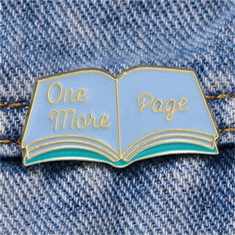 Preppy Style Modern Style Streetwear Letter Heart Shape Alloy Stoving Varnish Plating Unisex Corsage Brooches Collar Pin