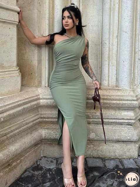 Tailored and Elegant winter Dress