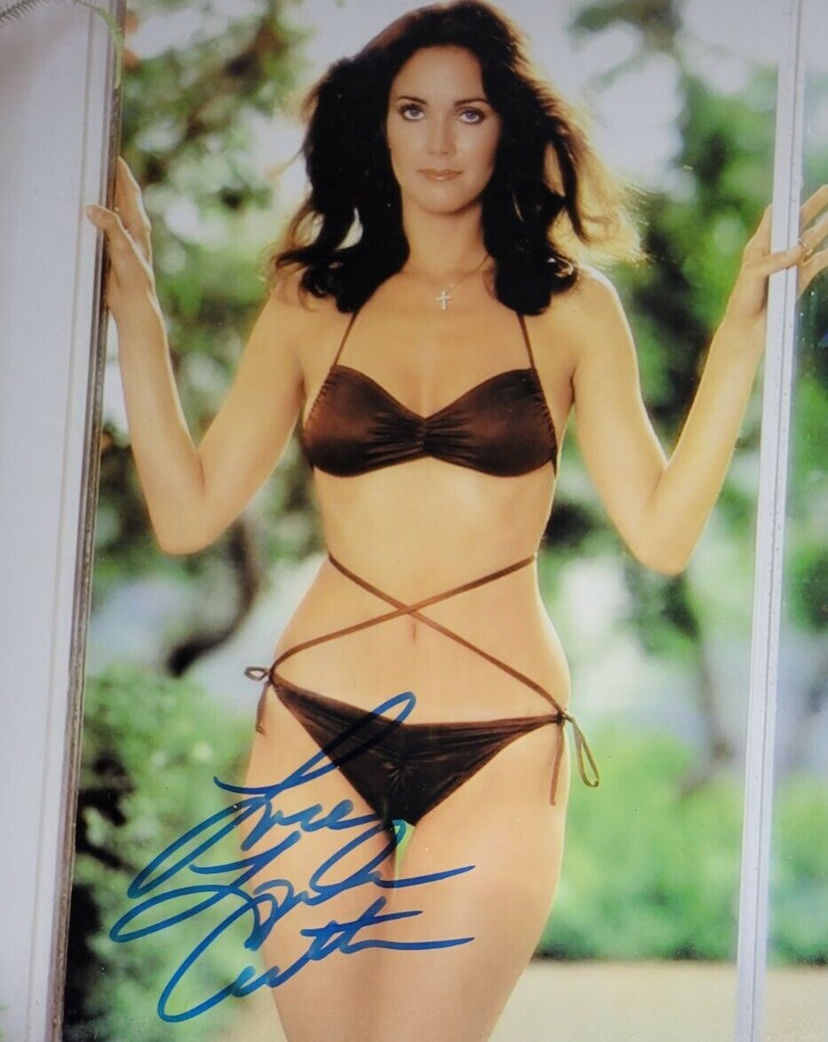 Lynda Carter Authentic Autographed 8x10 Photo Poster painting w/ COA