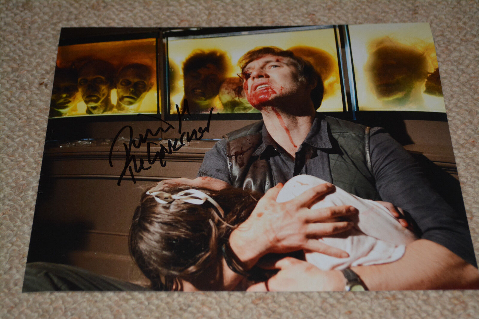 DAVID MORRISSEY signed autograph In Person 8x10 (20x25 cm) WALKING DEAD GOVERNOR