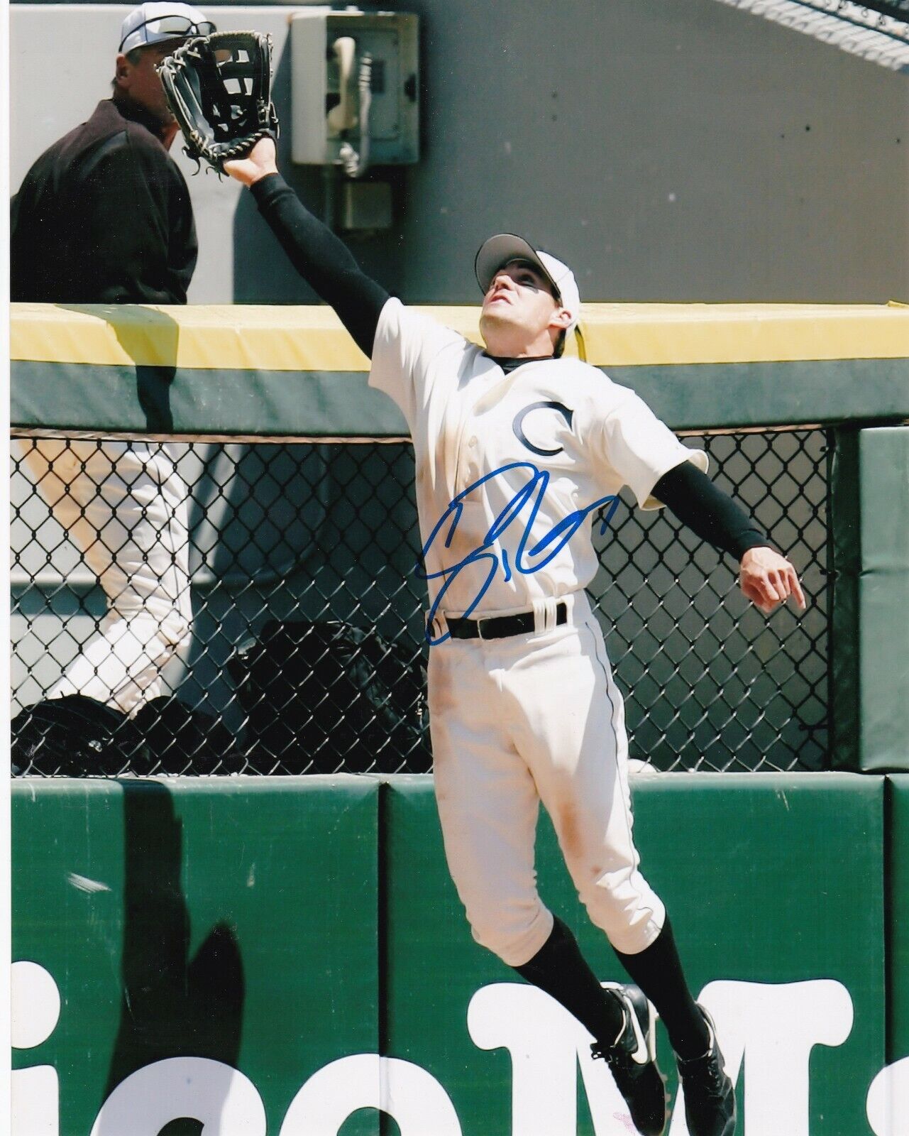 SCOTT PODSEDNIK CHICAGO WHITE SOX ACTION SIGNED 8x10