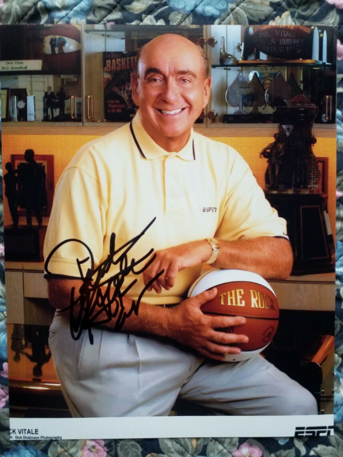 DICK VITALE ESPN NCAA BASKETBALL ANNOUNCER SIGNED 8X10 Photo Poster painting with COA