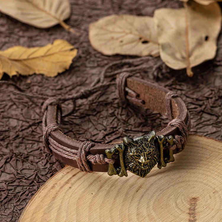 Coutureaura Wolf Head With Leather Bracelet