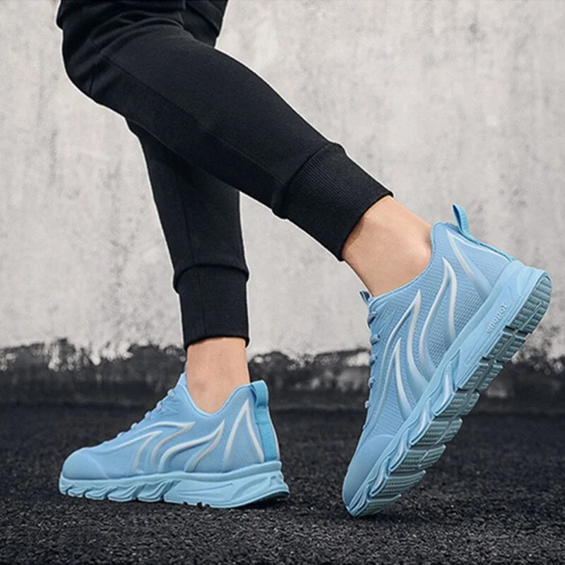 2021 Summer Light Weight Sneakers Men Fashion Flying Woven Mesh Breathable Sport Shoes Men Outdoor Comfortable Casual Shoes