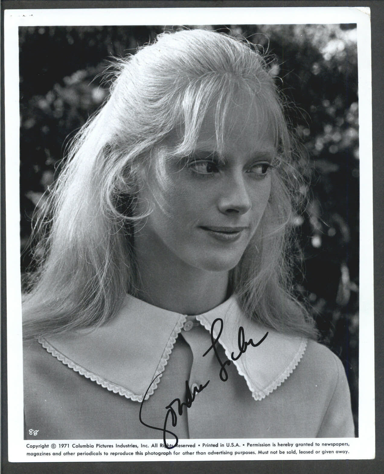 Sondra Locke - Signed 8x10 Autograph Movie Still - A Reflection of Fear