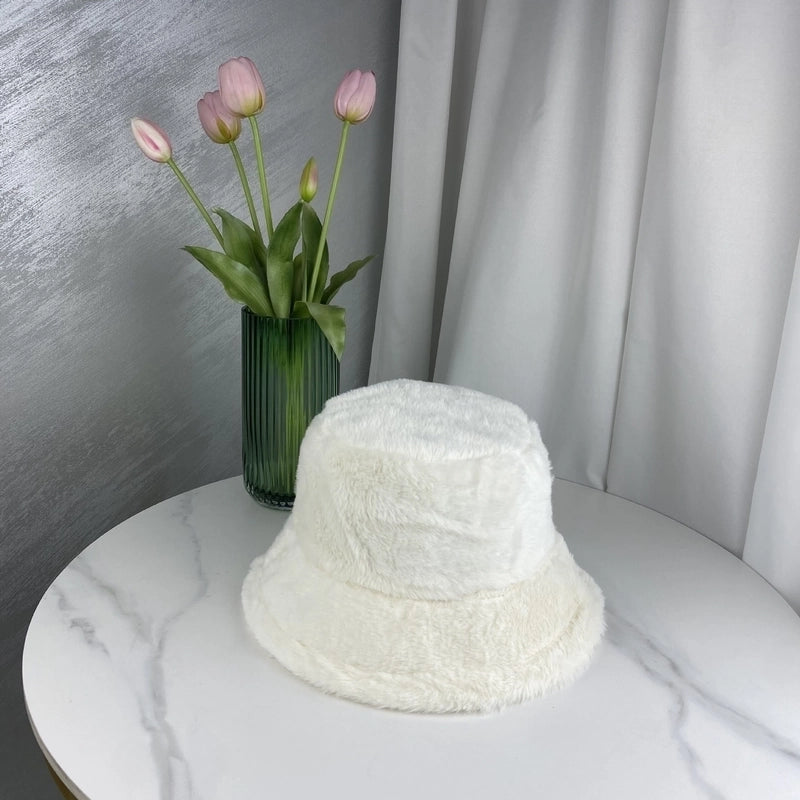 Women’s Basic Solid Color Curved Eaves Bucket Hat