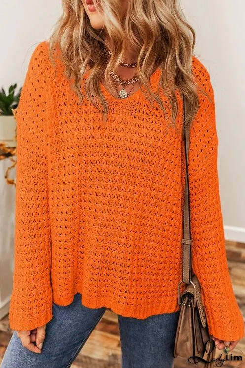 Fashionable and Minimalist Sweater