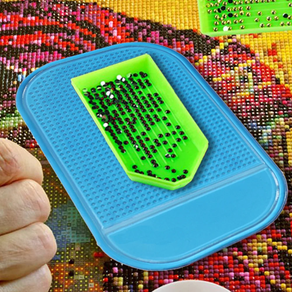 2pcs Anti-Slip Tools Sticky Mat Universal 5.59x3.27Inch Diamond Tray Sticky Mats