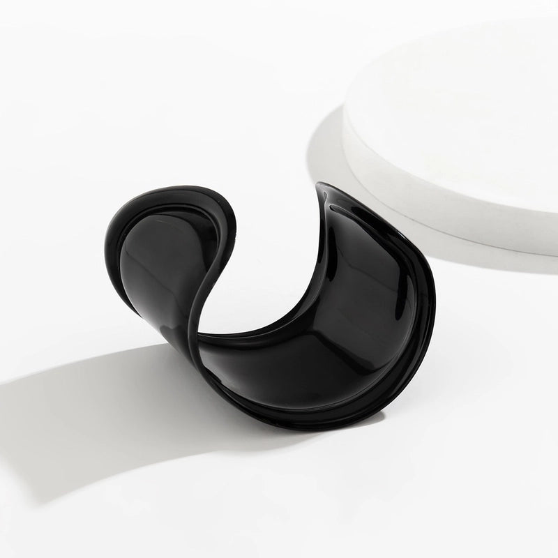 Minimalist Solid Color Alloy Men’s Bangle