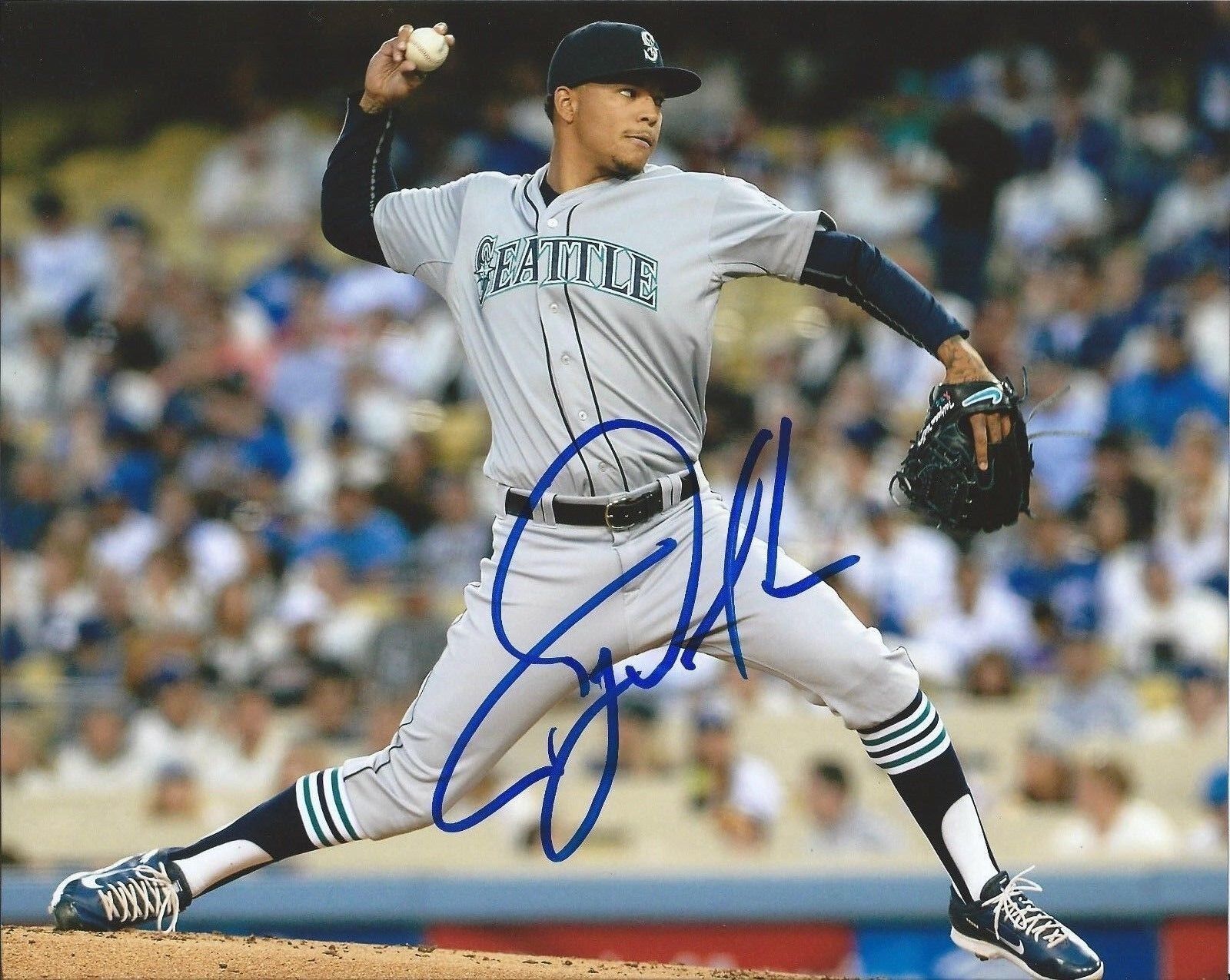 TAIJUAN WALKER signed autographed SEATTLE MARINERS 8x10 Photo Poster painting w/COA