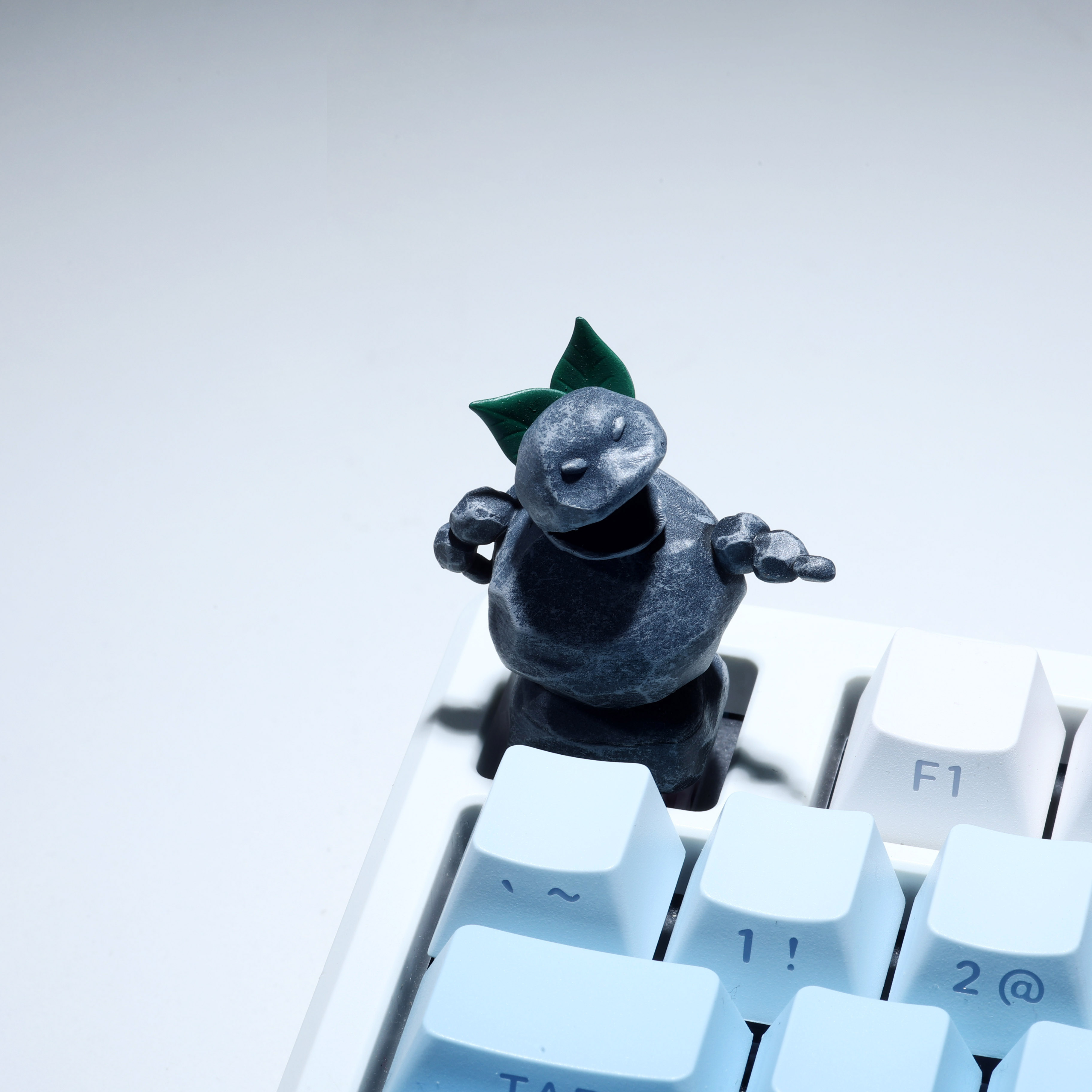 Ne Zha Shiji Niangniang (Lady Rocky) Artisan Keycap Axonkit
