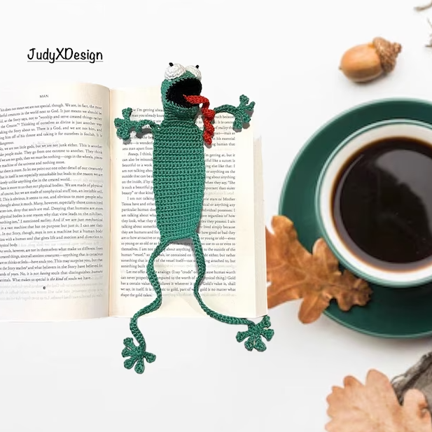 Frog Bookmark Crochet Pattern PDF