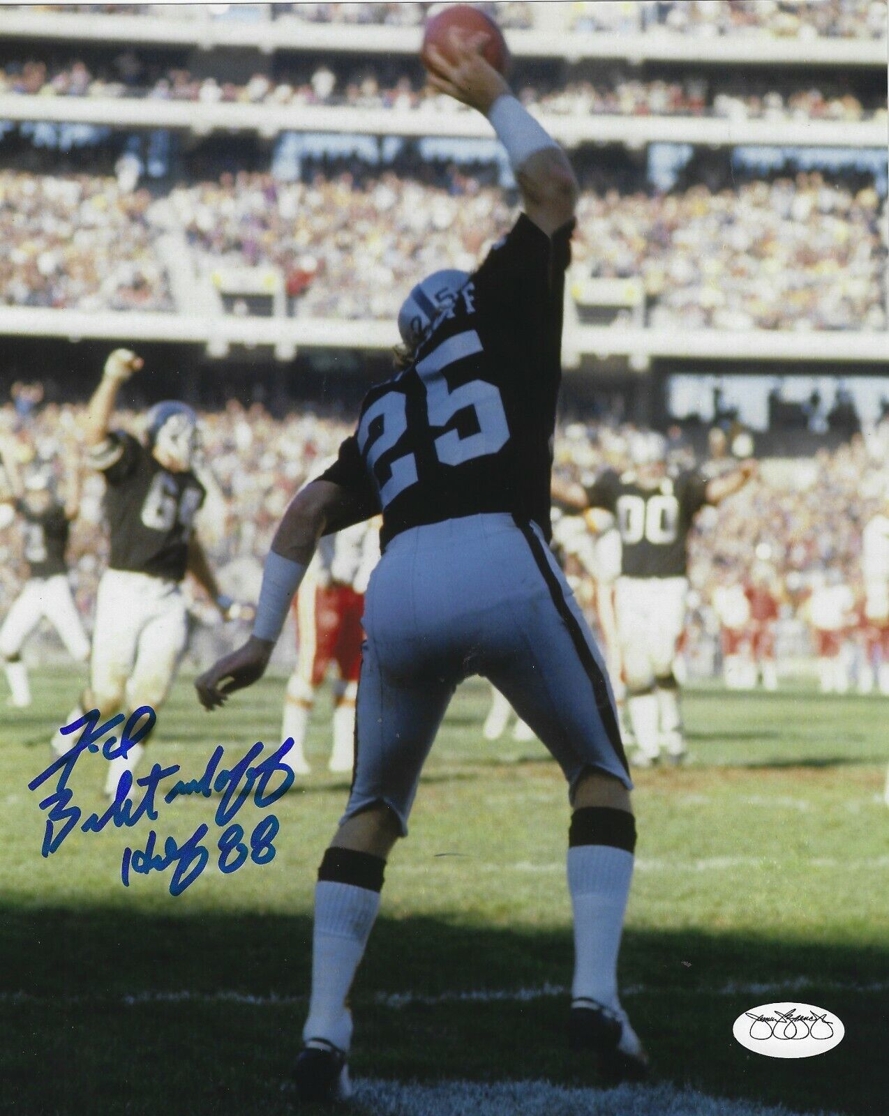 Signed 8x10 Fred Biletnikoff Oakland Raiders Autographed Photo Poster painting - w/JSA Hologram