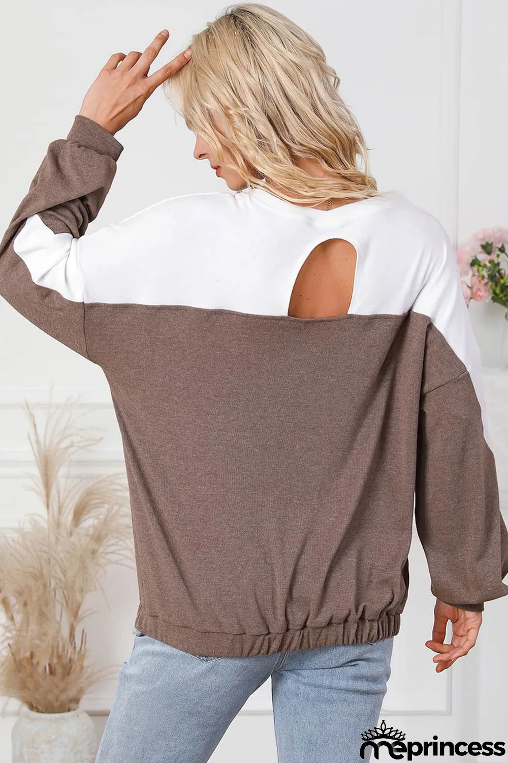 Khaki Colorblock Cutout Elastic Hem Pullover Sweatshirt