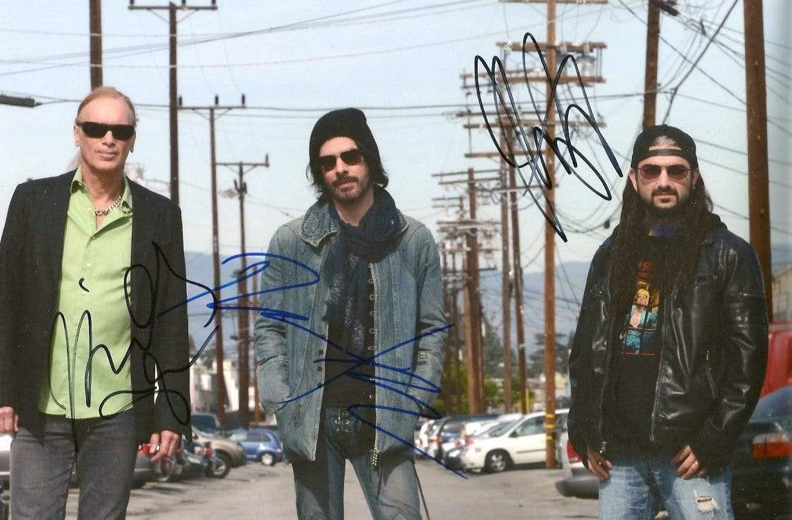 The Winery Dogs ROCK SUPERGROUP autographs, In-Person signed Photo Poster painting