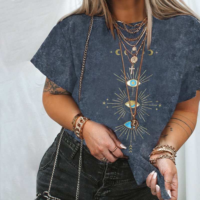   Mysterious Eyes Moon And Stars Print T-shirt - Neojana