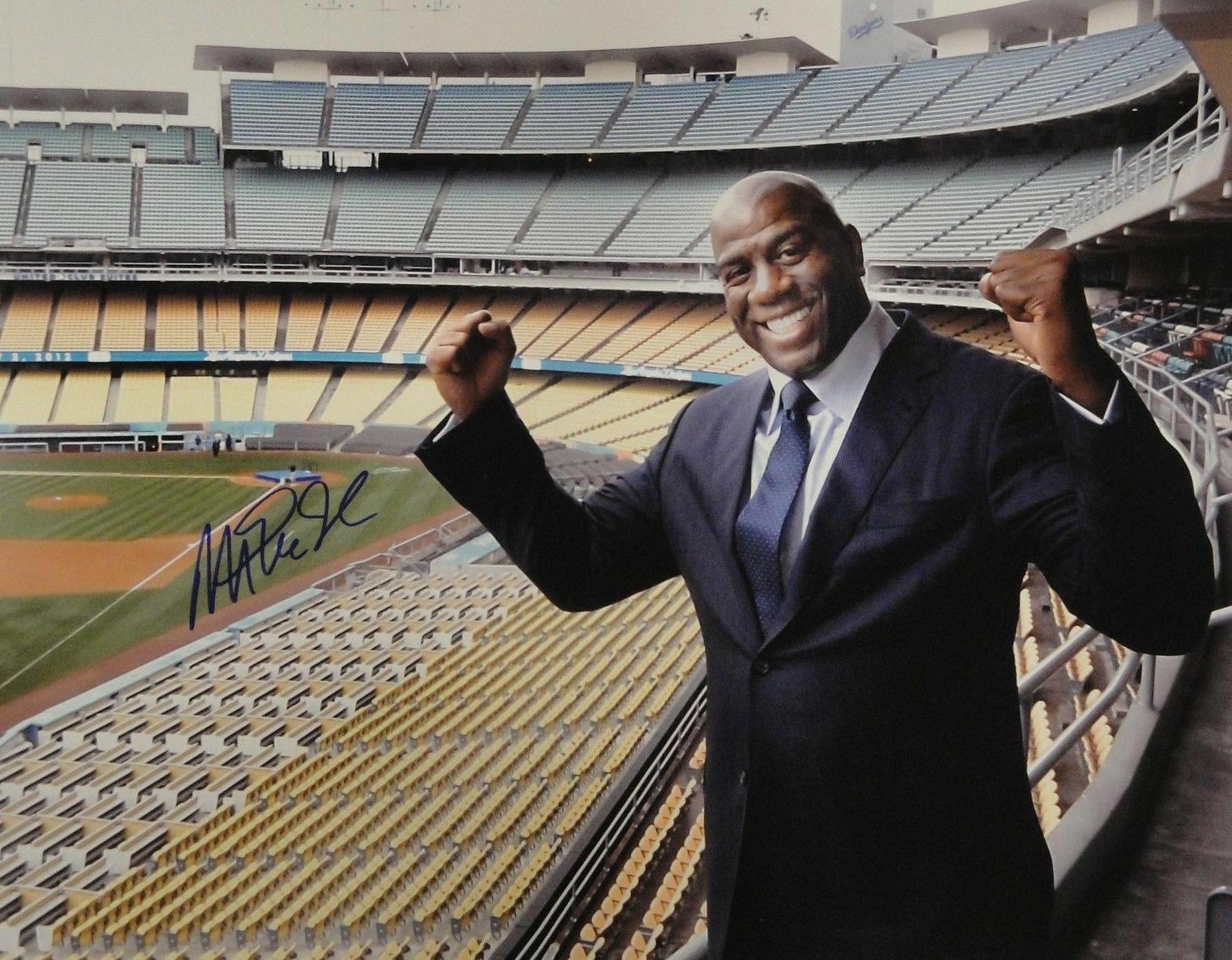 Magic Johnson Hand Signed Autographed 16x20 Photo Poster painting los Angeles Dodgers Stadium