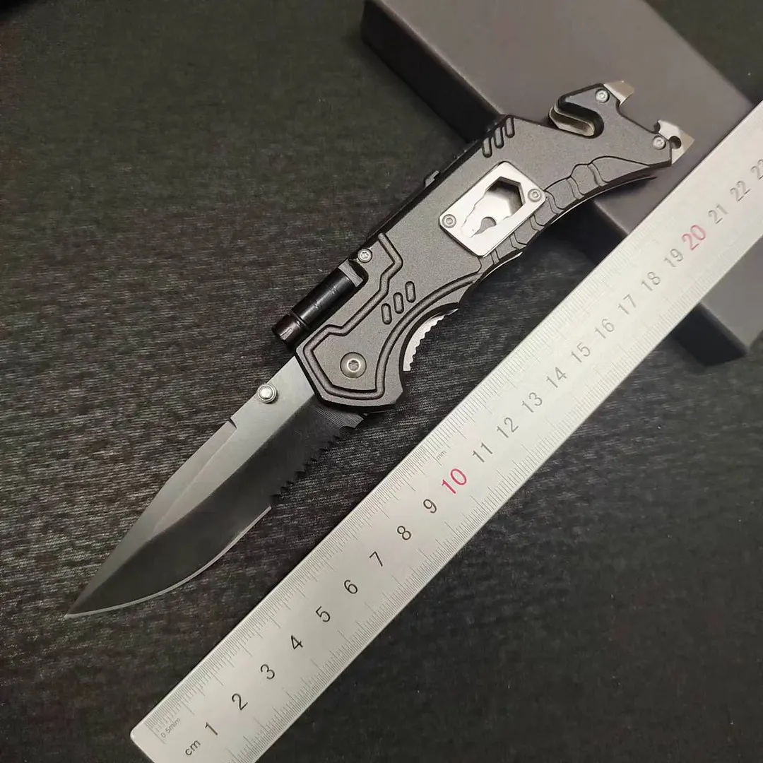 New multi-purpose folding knife, outdoor self-defense knife, camping essential.