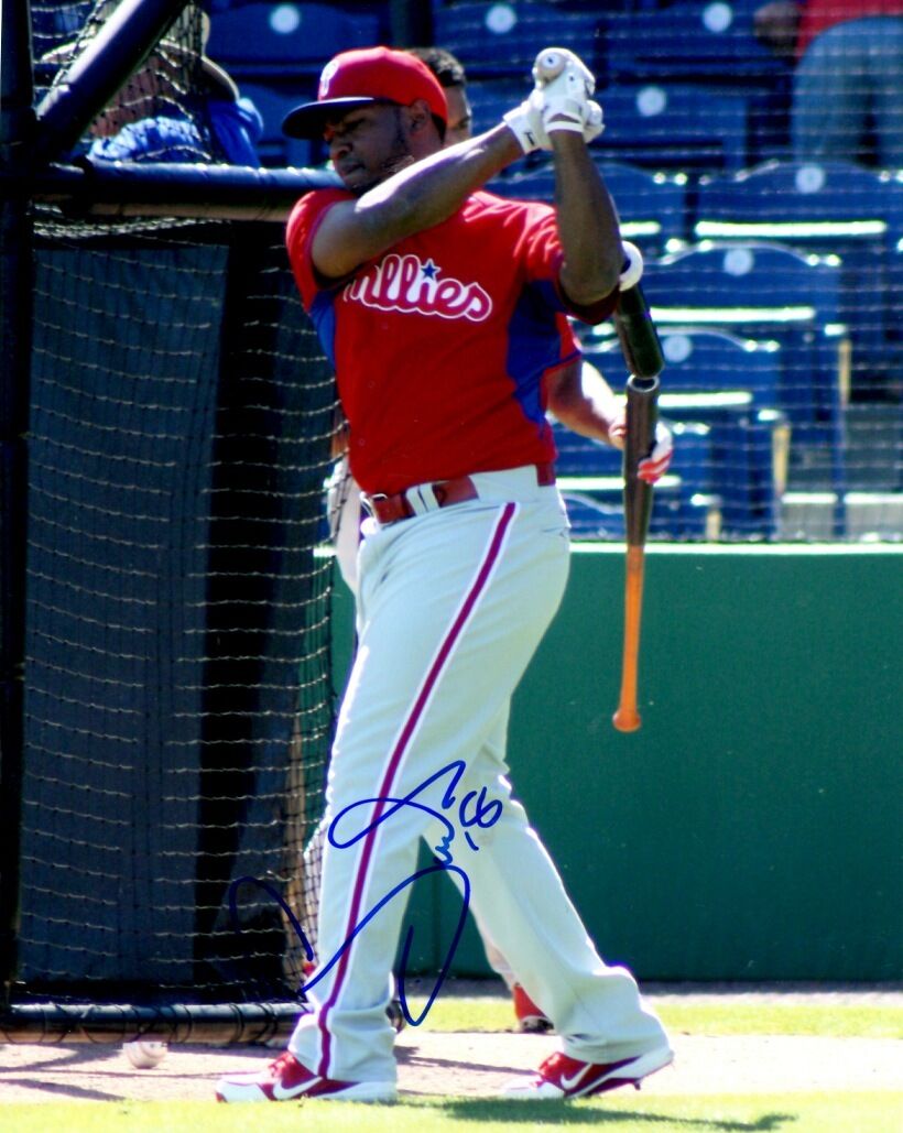 Signed 8x10 LEANDRO CASTRO Philadelphia Phillies Autographed Photo Poster painting - COA