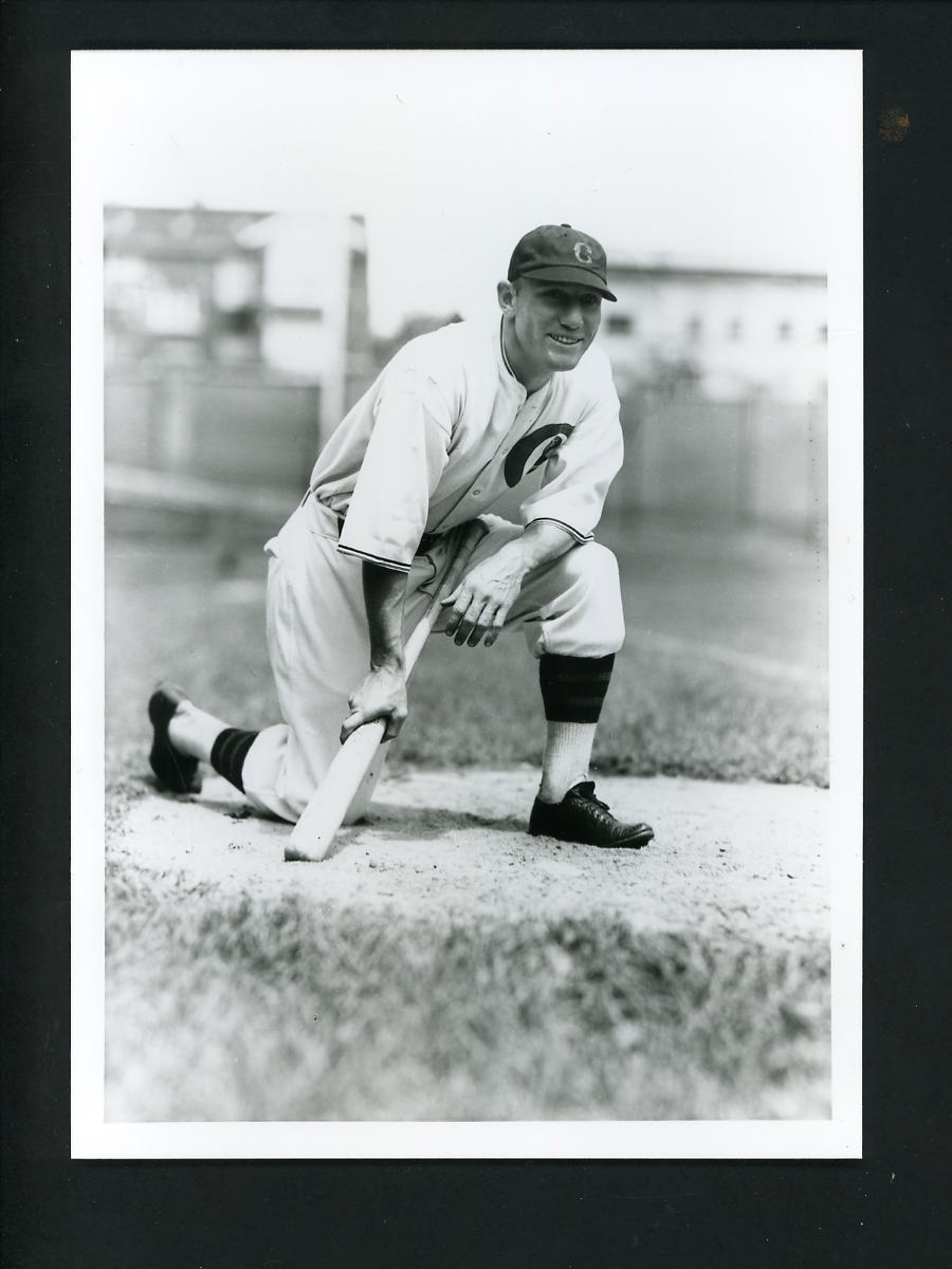 Chuck Klein George Brace Press Original Photo Poster painting Chicago Cubs kneeling with bat