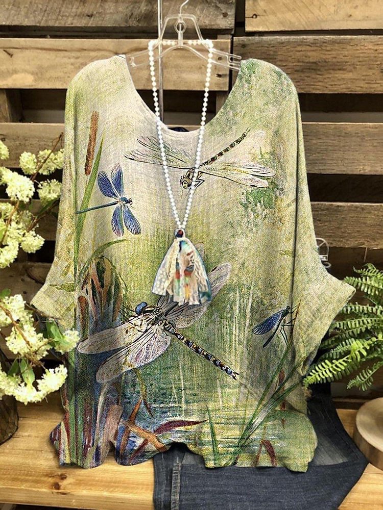 Women's Vintage Dragonfly Print Casual Top