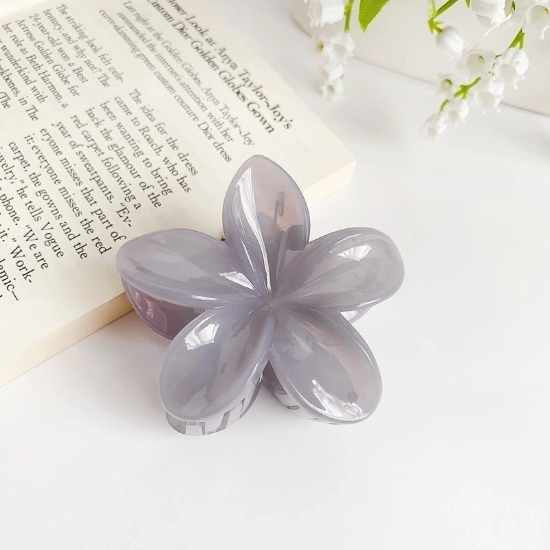 Women’s Elegant Sweet Flower Plastic Hair Claws