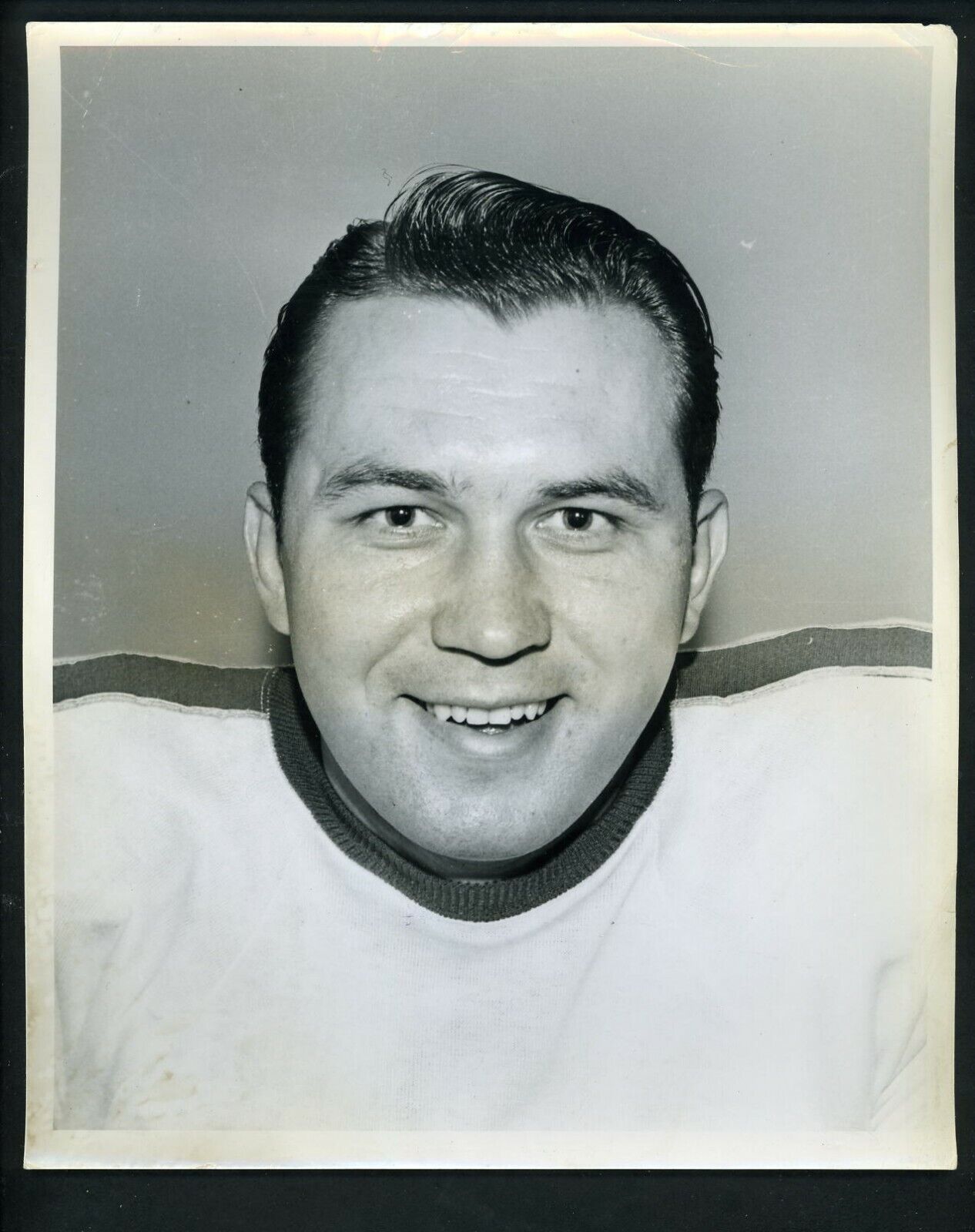 Arnold Winters 1946 Type 1 Press Photo Poster painting AAFC Chicago Rockets Inaugural Season