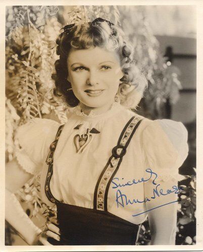 Anna Neagle 1904-86 genuine autograph signed Vintage matte finish Photo Poster painting 8x10