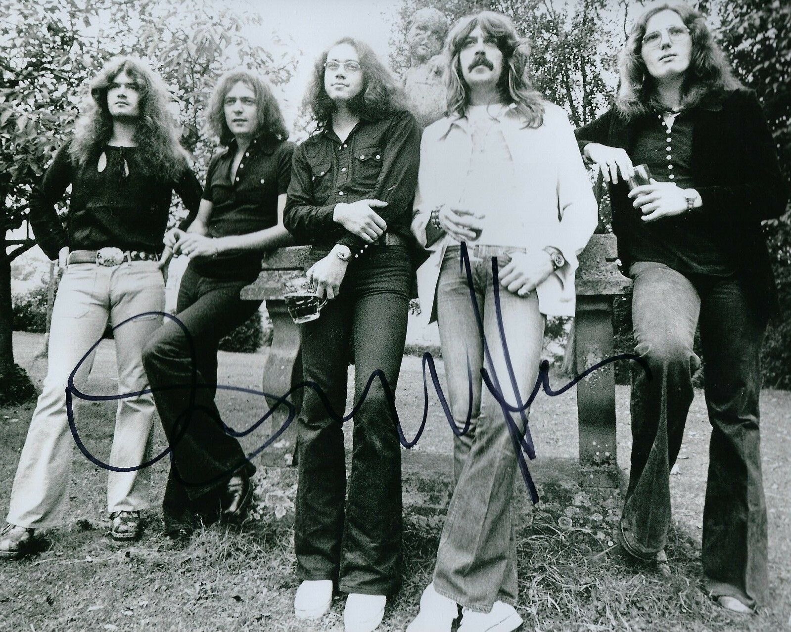 GFA Deep Purple * GLENN HUGHES * Signed Autographed 8x10 Photo Poster painting PROOF G4 COA