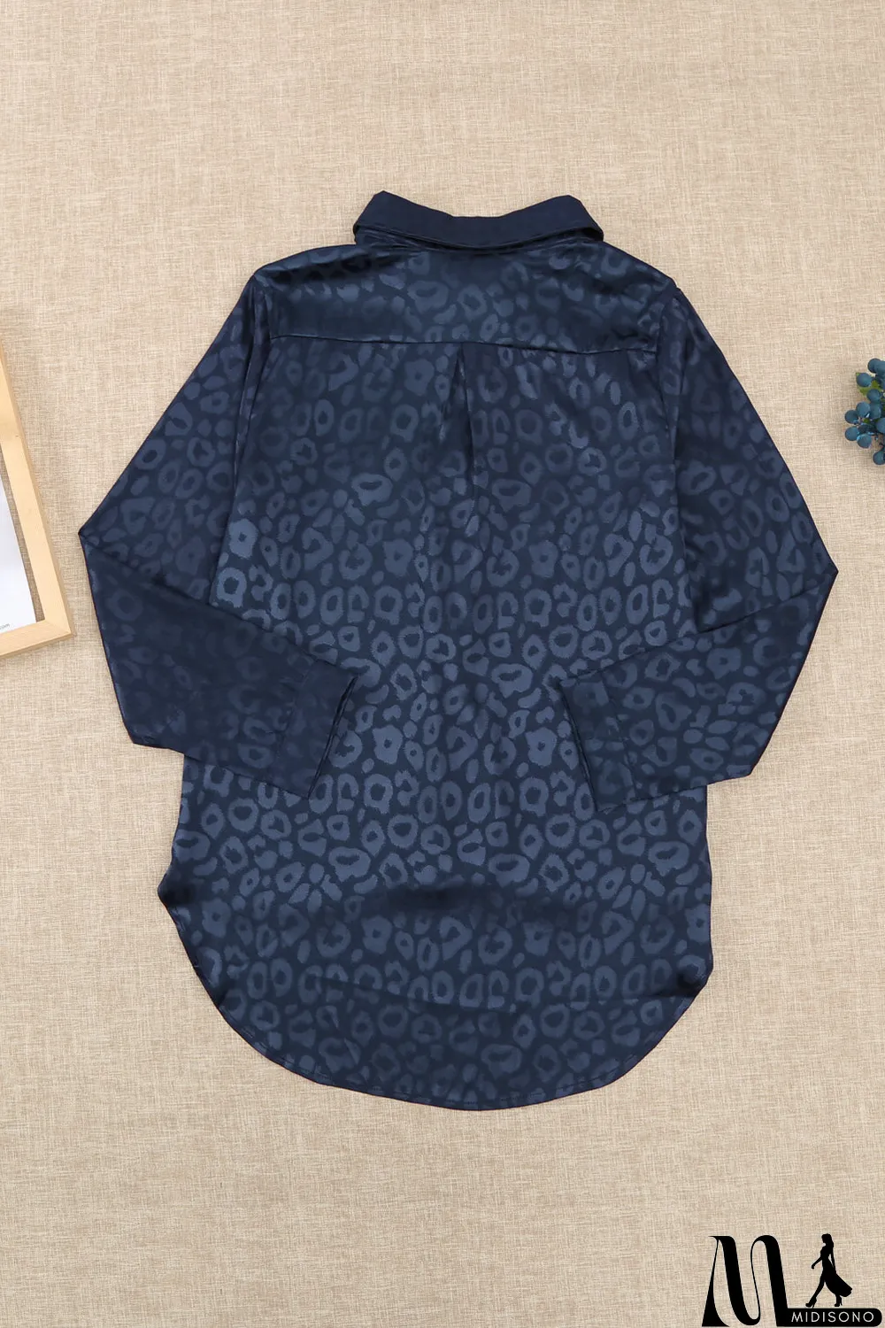 MidiSono - Embossed Button Shirt