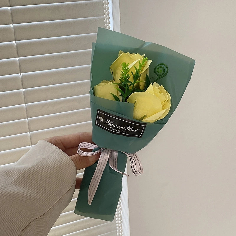 Creative Valentine’s Day Soap Bouquet Teacher’s Day Gift Carnation Soap Flowers 3 Pieces Small Bouquet Street Push
