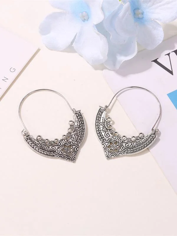 Vintage Pattern Love Hollow Earrings