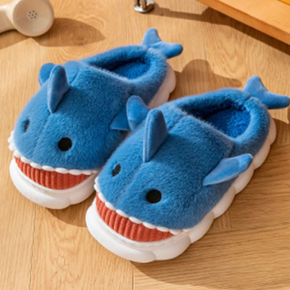 Smiledeer Thick sole soft plush shark slippers