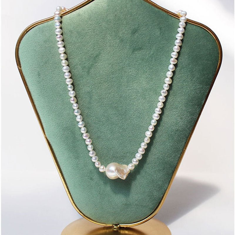 Vintage Court Vintage French freshwater pearl collarbone chain | Natural Baroque pearl necklace