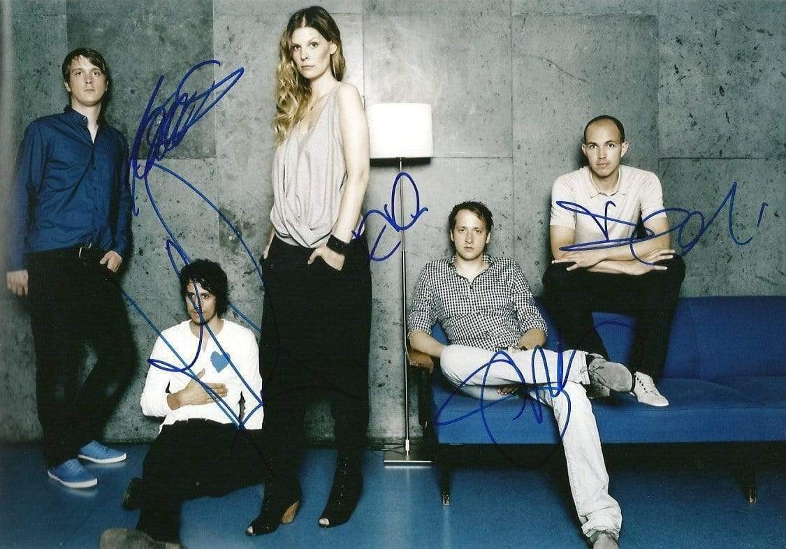 Juli ALTERNATIV POP BAND autographs, In-Person signed Photo Poster painting