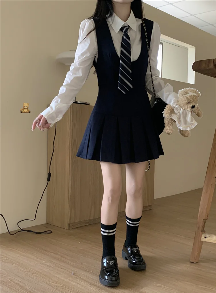 PREPPY SHIRT VEST DRESS SUIT